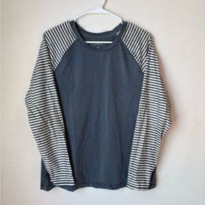 New LL Bean Women's Rash Guard Sun Shirt UPF Long Sleeve Gray White Striped